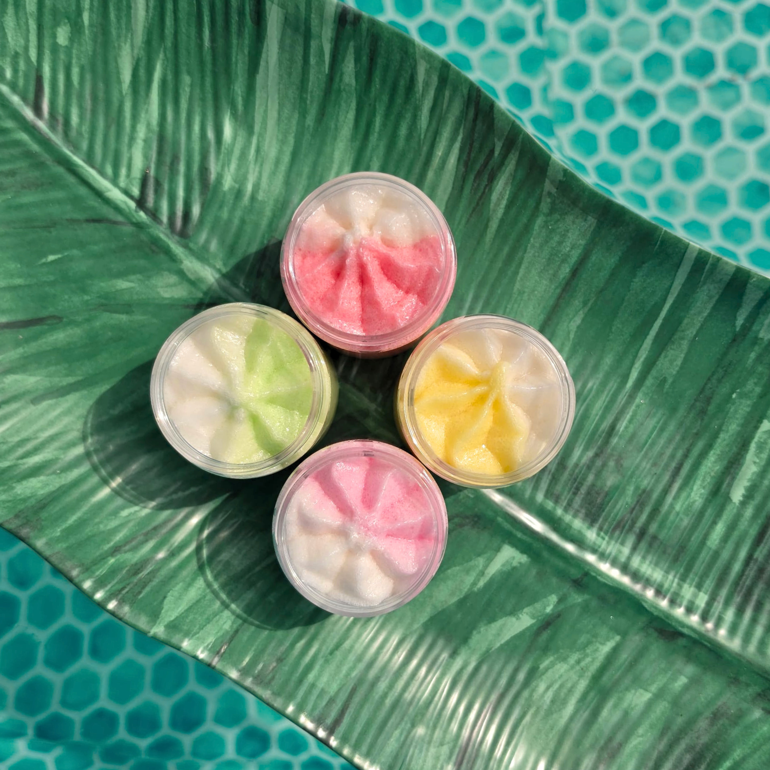 In the Deep End Foaming Body Scrub Discovery Set